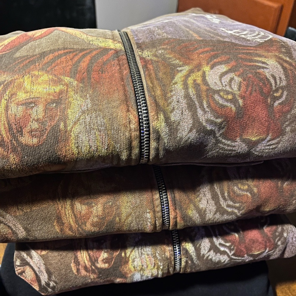 travis scott Circus Maximus zip up
